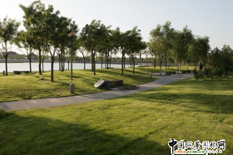 2008奧運(yùn)精品工程之奧林匹克公園中心區(qū)水系東岸