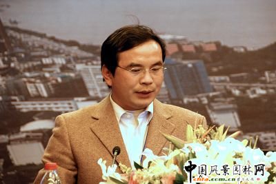 河南黃河園林綠化工程有限公司副總經(jīng)理肖磊發(fā)言