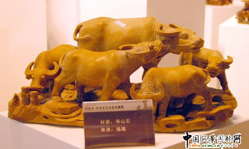 厲有為?牛文化藝術品收藏展(組圖)