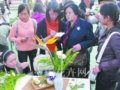 昆明學院十余年培訓6萬名插花員