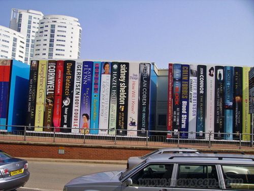 美國最酷圖書館停車場