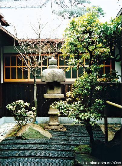 瓷瓦之園