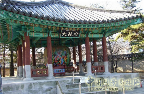 青瓦臺(tái)