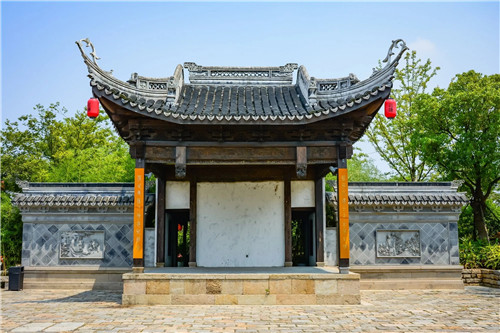 民國時期留下的古鎮，現在成了高端酒店