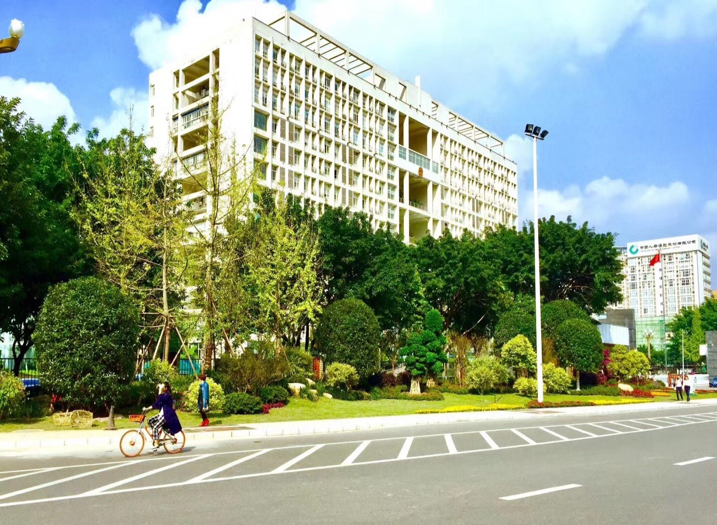 園冶杯專業(yè)獎(jiǎng)：資陽(yáng)市嬌子大道綜合整治建設(shè)工程-節(jié)點(diǎn)景觀提升