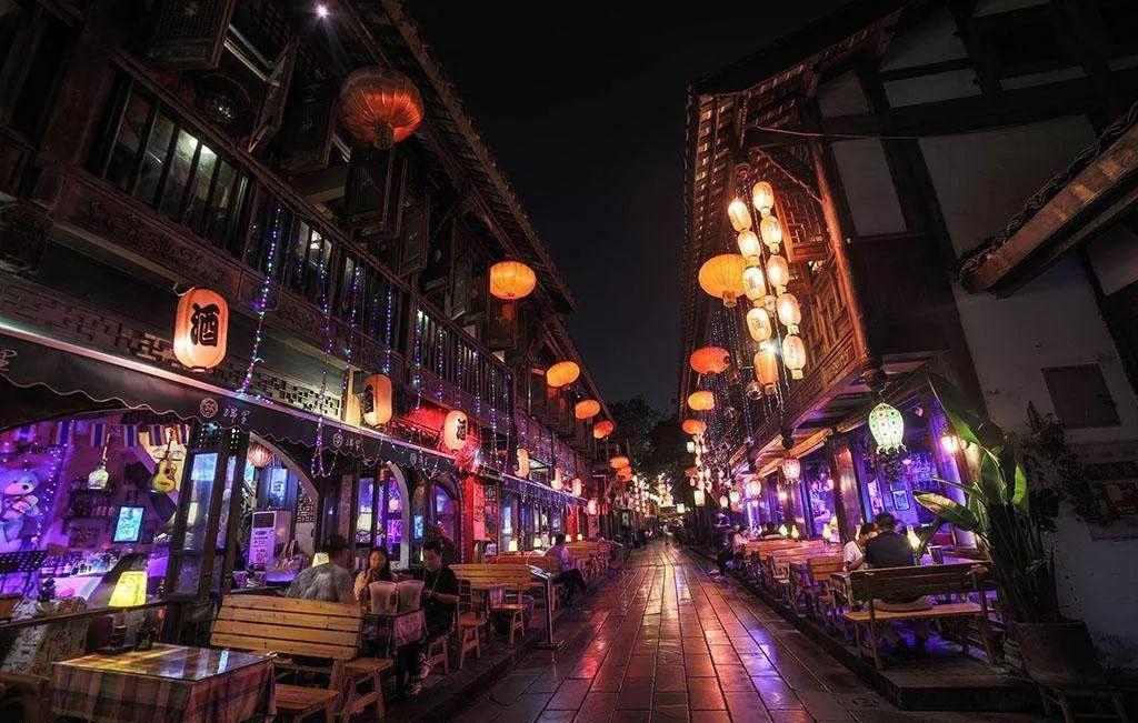 如何防止中國歷史文化古街的千街一面？