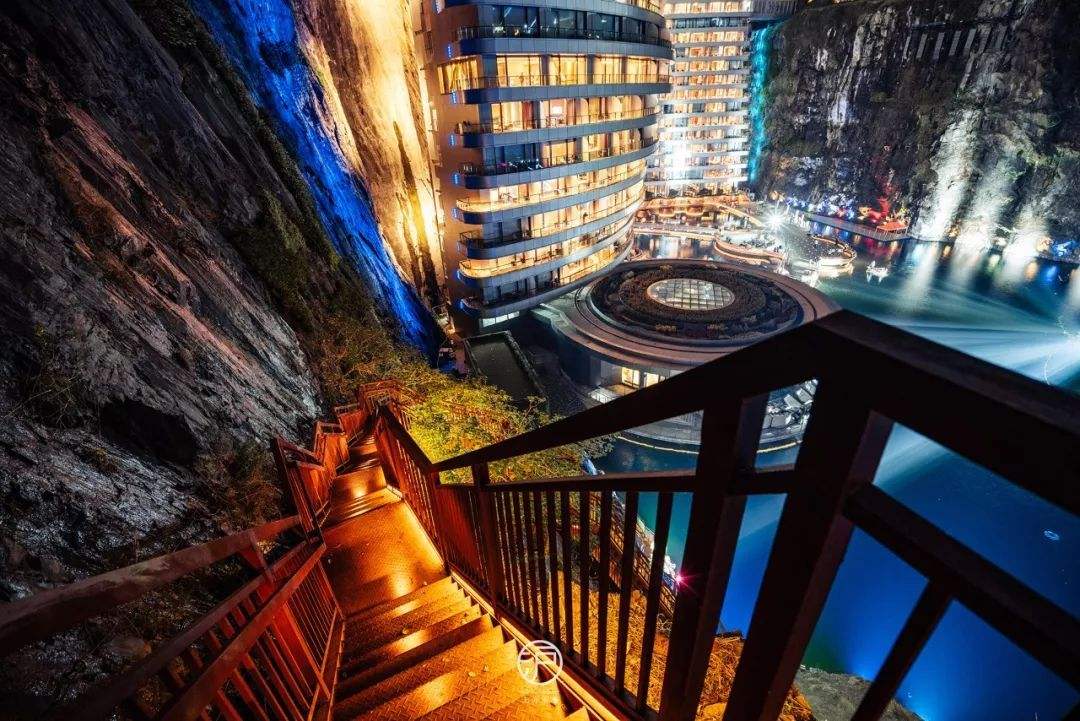 Steven NG：深坑酒店——見證中國的榮耀之路
