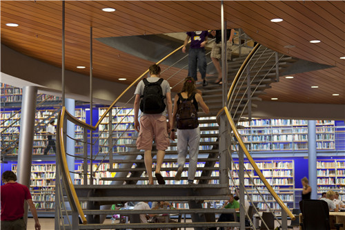 大學圖書館15000平方米地下書庫