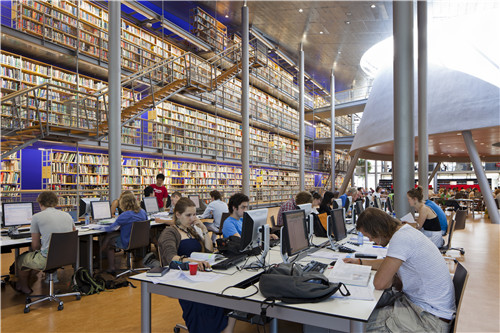 大學圖書館15000平方米地下書庫