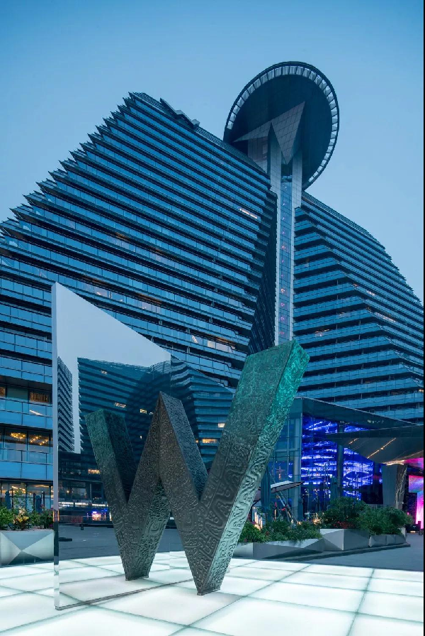 DELD當代景觀丨萬眾國際廣場W hotel