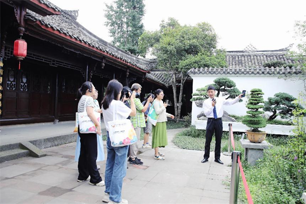 “行業(yè)媒體成都世園行”看見(jiàn)不一樣的世園會(huì)