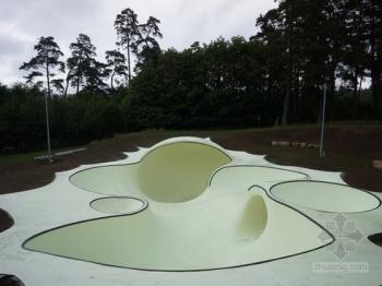 論壇：法國夜光滑板公園(組圖)