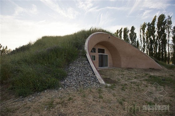 加州掩土農(nóng)場小屋