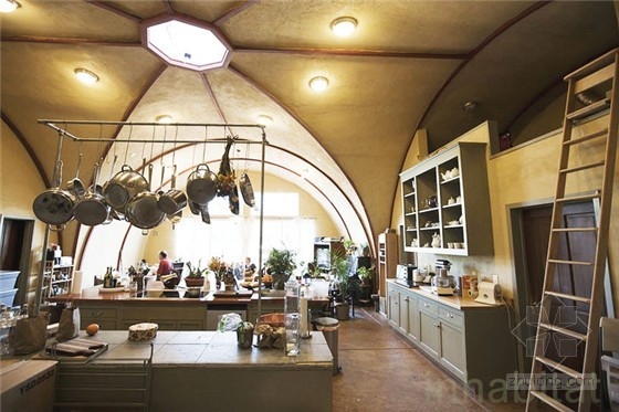 加州掩土農場小屋