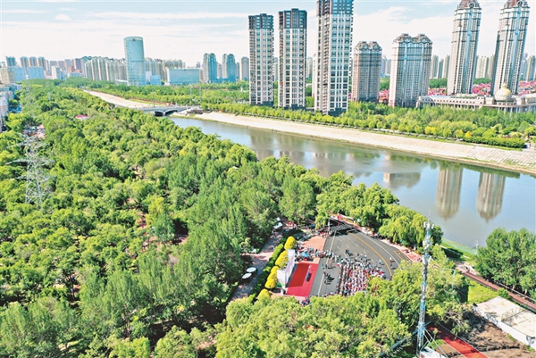 哈爾濱沿江最大生態(tài)景觀公園開放
