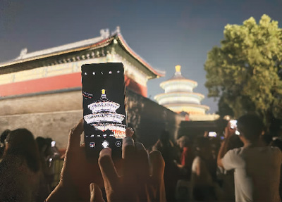 騎行漫步賞景觀演 北京發(fā)布夜游推薦指南